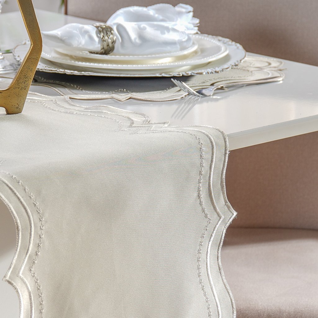 Trilho de Mesa Bordare Bordado 40x180cm Pergaminho