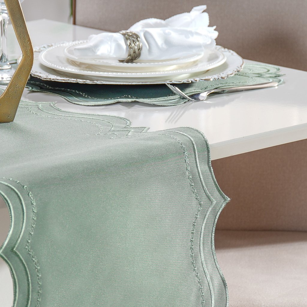 Trilho de Mesa Bordare Bordado 40x180cm Suculenta
