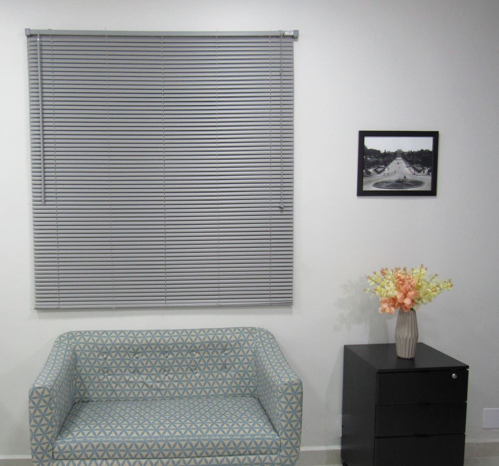 Persiana Horizontal PVC Block 25mm 0,80larg x 0,80alt Cinza