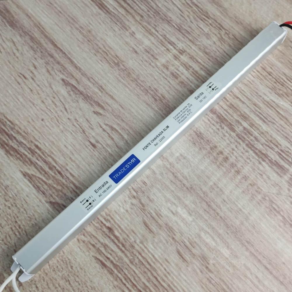 Fonte de Alimentação Slim Chaveada Para Fita Led 12 Volts 5A 60W Tradestar