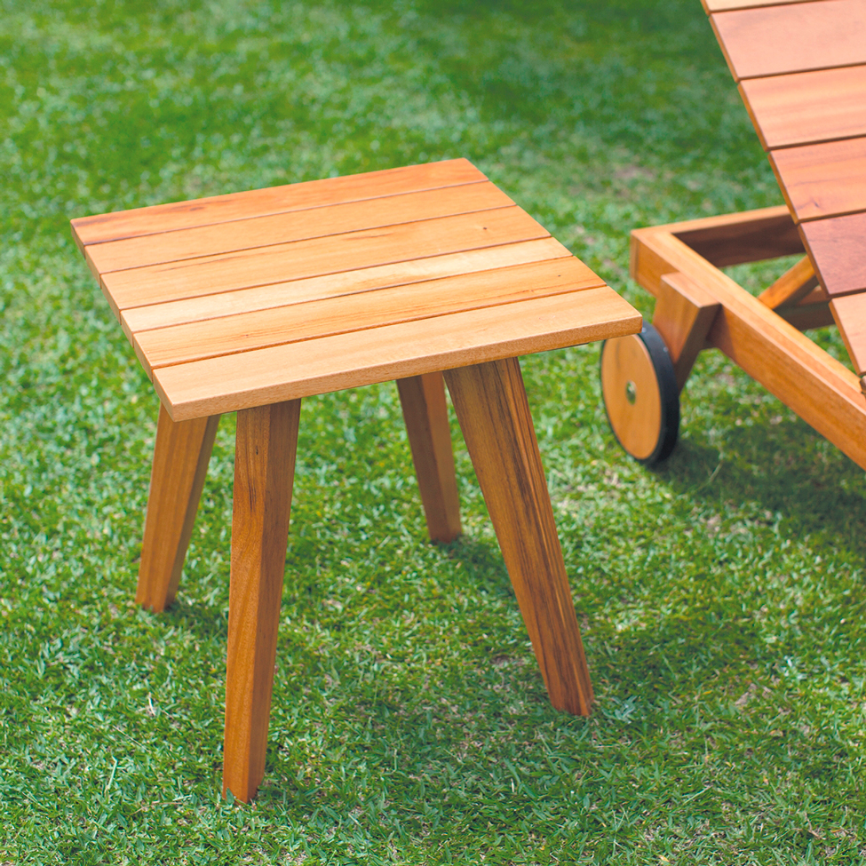 Mesa Lateral para Área Externa Toscana Marrom