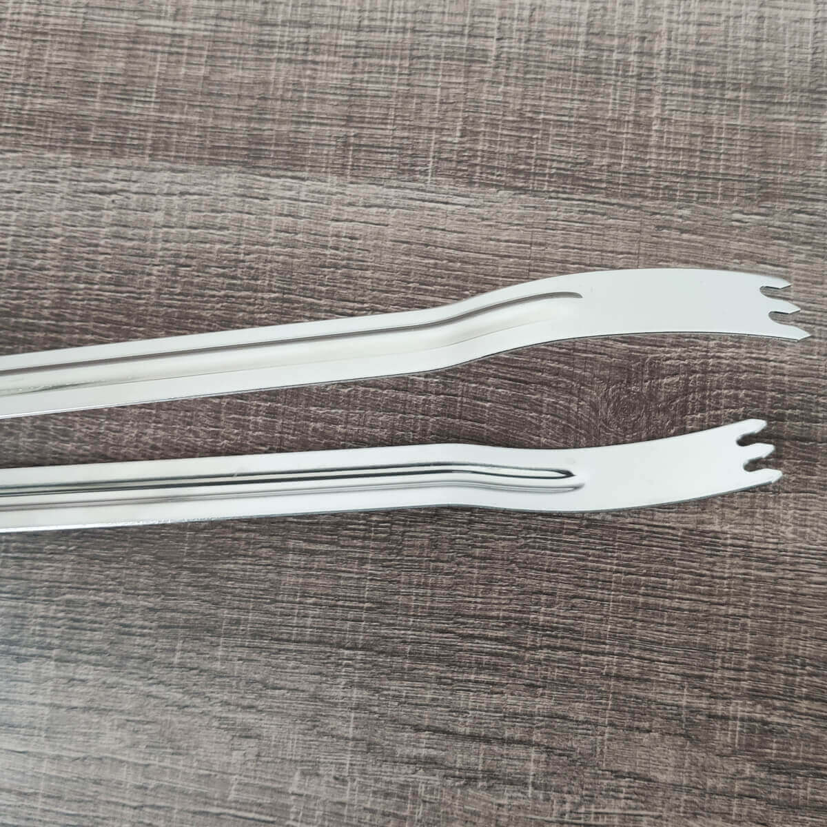Pegador de Churrasco Carne Inox Cabo Longo Madeira 47cm Tramontina