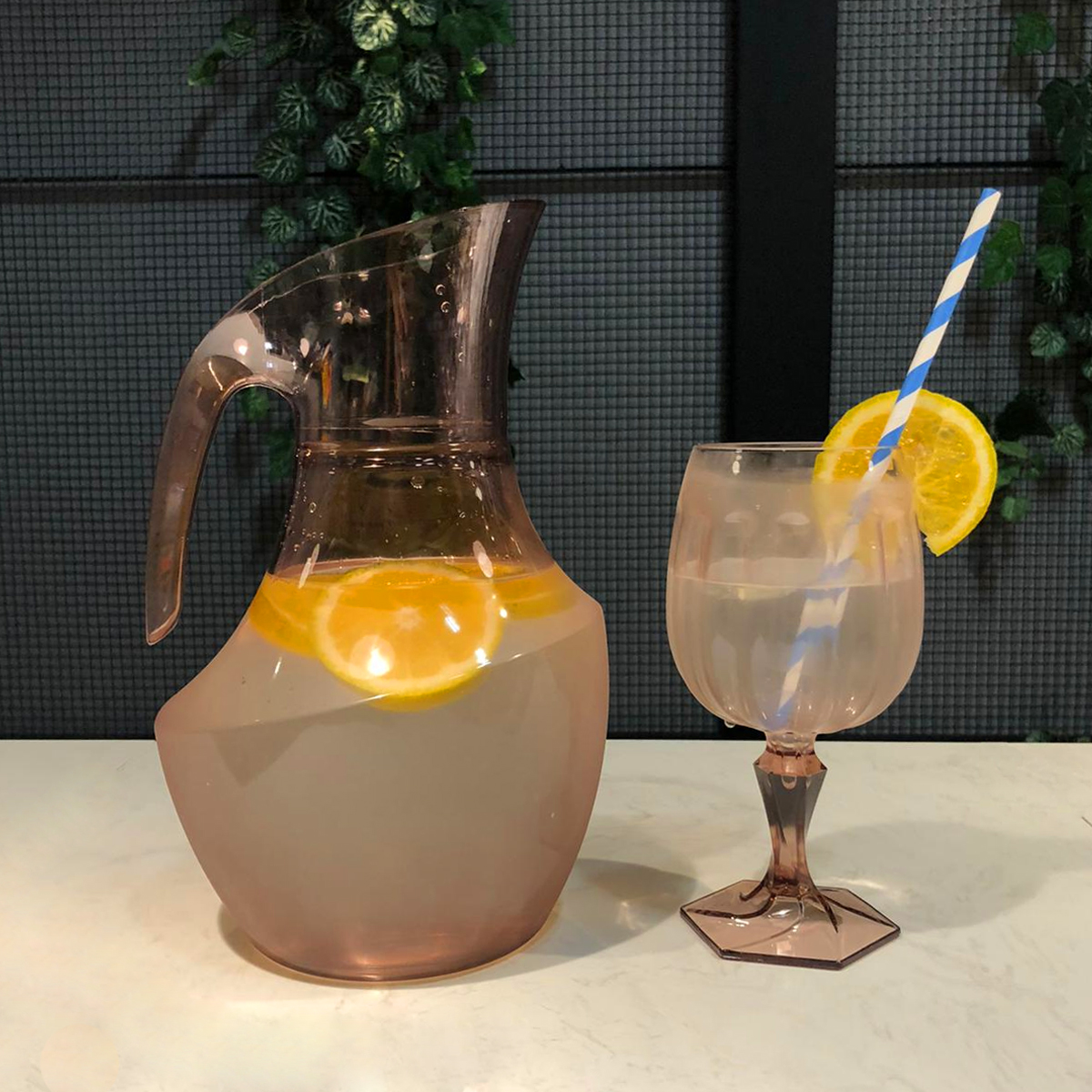 Jarra De Plástico Lisa Com Alça 2,1L Jarro Valsa Rosa Translúcido UZ