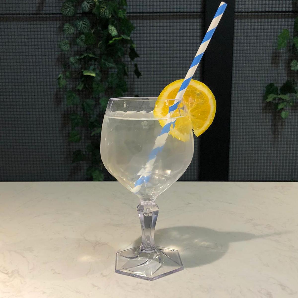 Taça Para Água Suco 350ml Plástico UZ Tango Transparente
