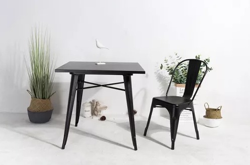 Conjunto mesa Tolix 80 cm + 2 cadeiras Tolix - Preto