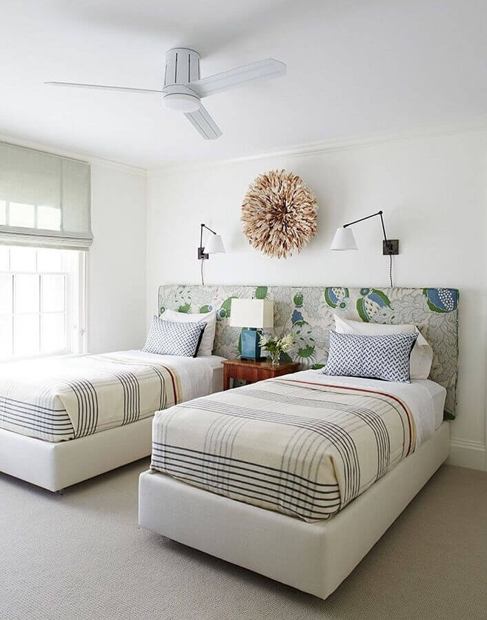 Cama Solteiro Americano 0,96x2,03cm com Baú Corino Branco