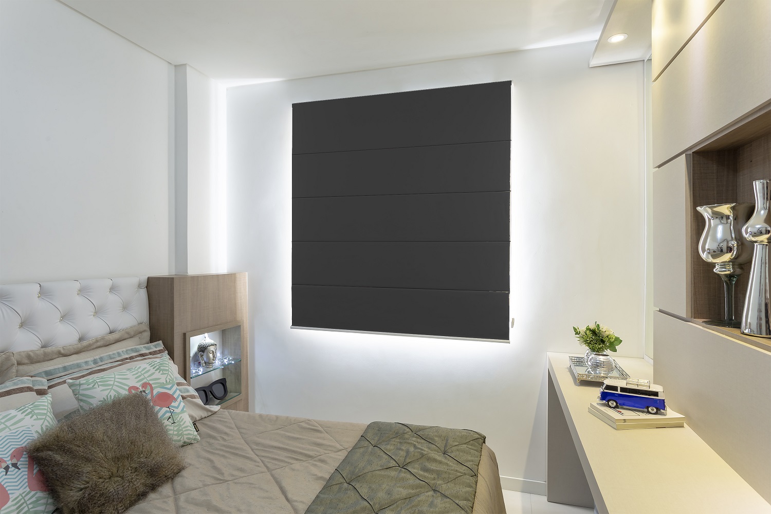 Persiana Romana (1,20Lar. x 1,50Alt.) Tecido Blackout Preto