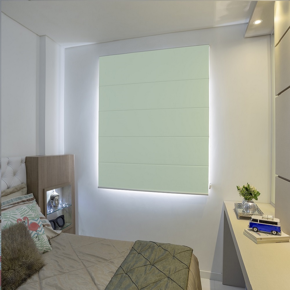 Persiana Romana (2,20Lar. x 1,50Alt.) Tecido Blackout Verde