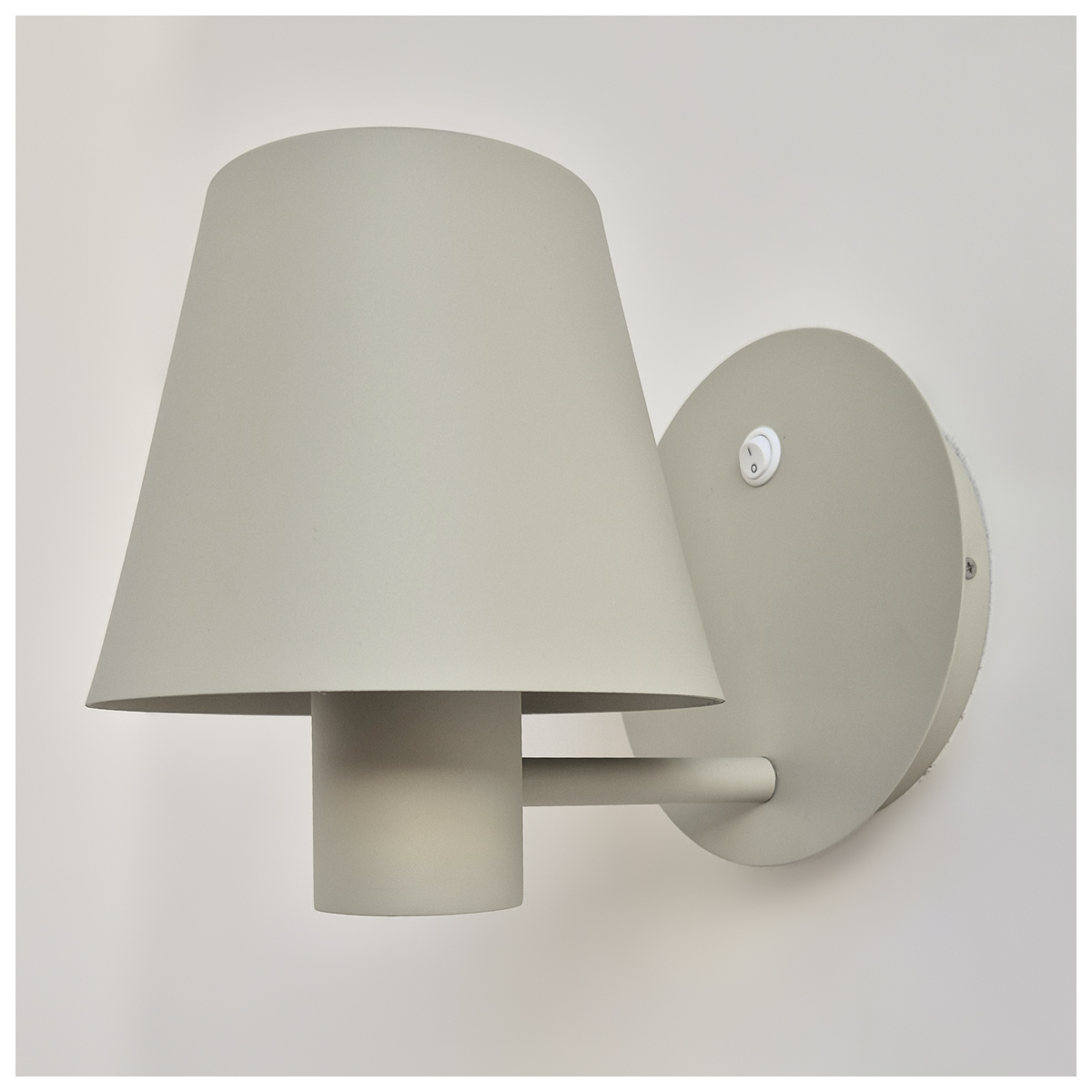Arandela Com Interruptor Carlotta 4078 Cor Nude