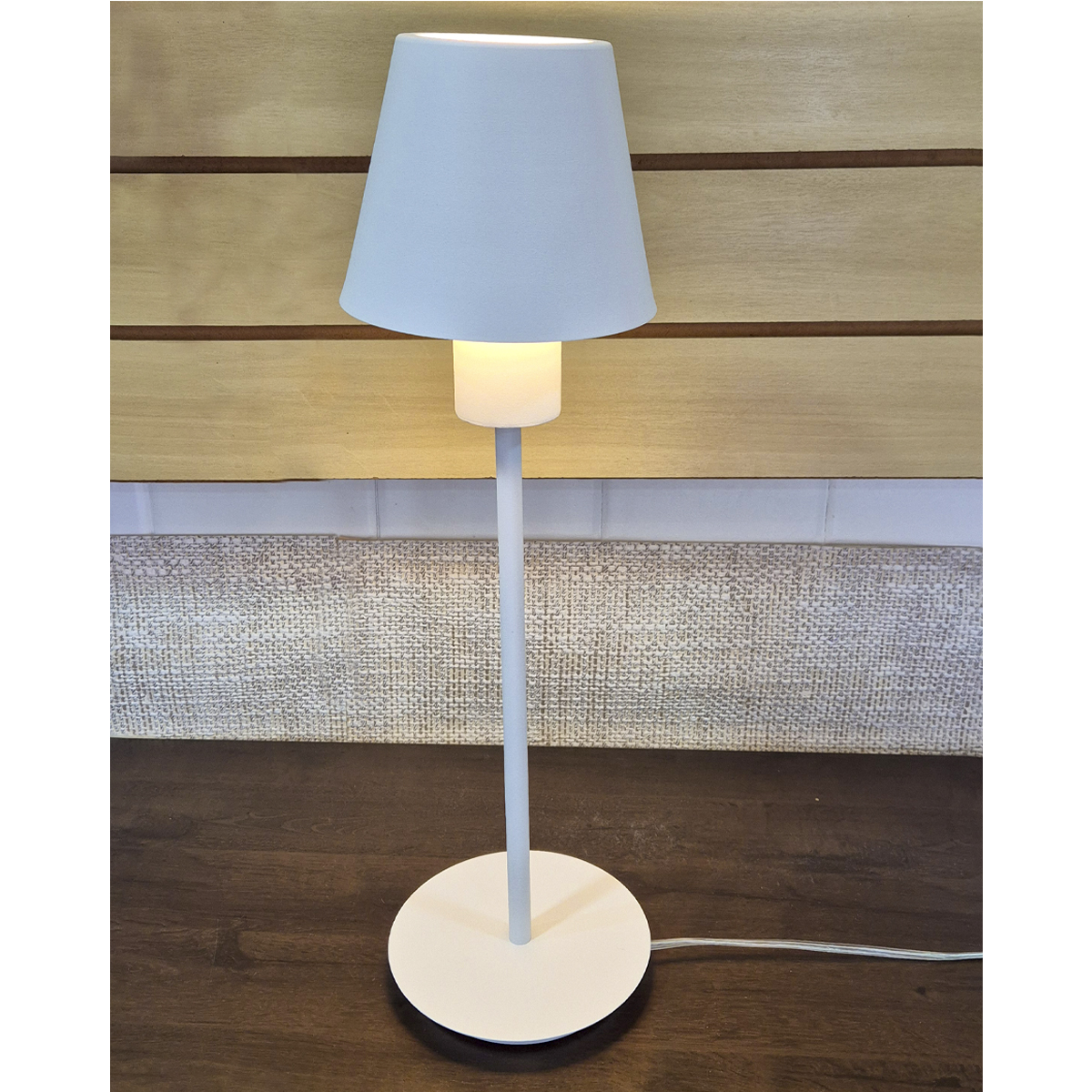 Luminária Abajur Carlotta Cor Branco