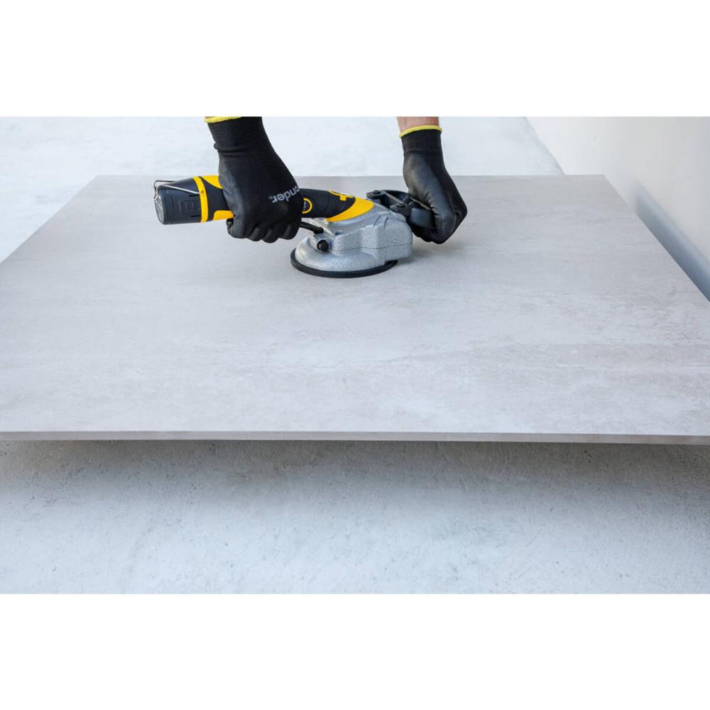 Máquina de Assentar Piso Bateria 12V Bivolt Profissional MAP125 Vonder com Ventosa