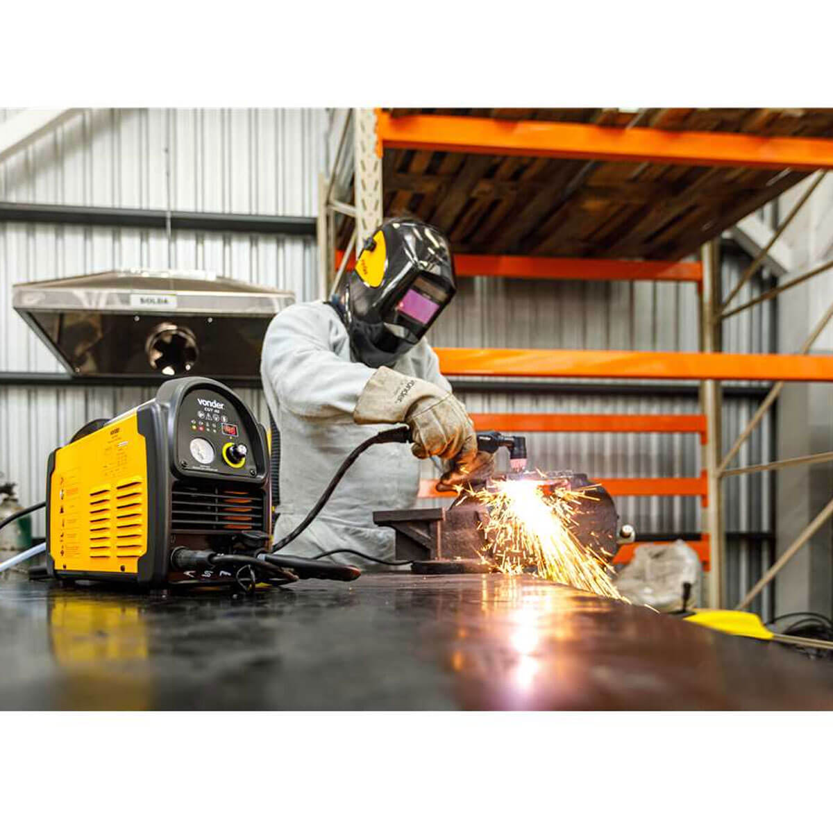 Máquina de Corte Plasma 10mm CUT40 Monofásica 220V Vonder Corte de Metais