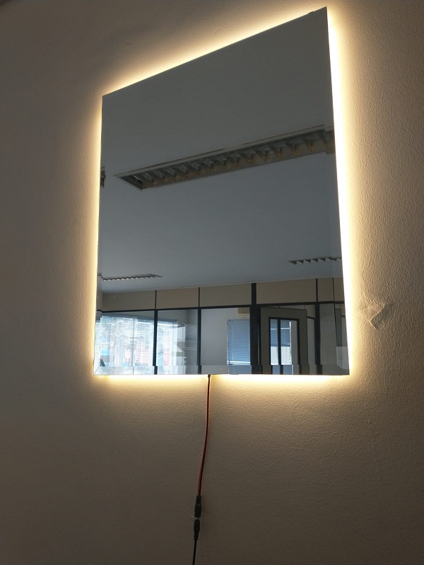 Espelho lapidado bisotê Iluminado com LED quente - 50x80cm