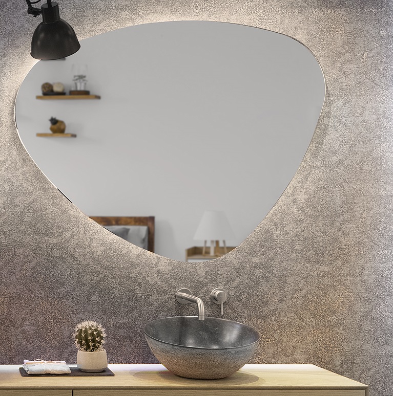 Espelho orgânico decorativo iluminado com led quente 60x50cm
