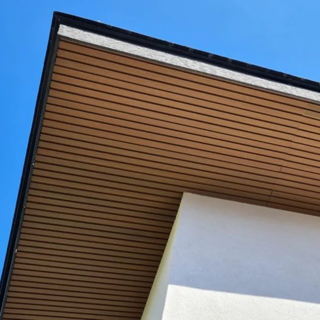 Painel Ripado WPC Externo Cor Teca 2,90m x 20cm (0,58m²)