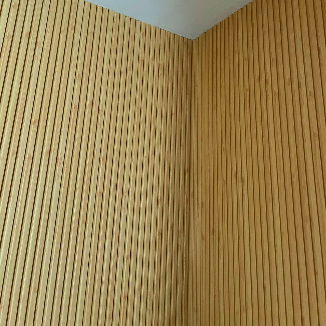 Painel Ripado Wpc Interno Low Cor: Carvalho 2,90m x 15cm (0,43m²)