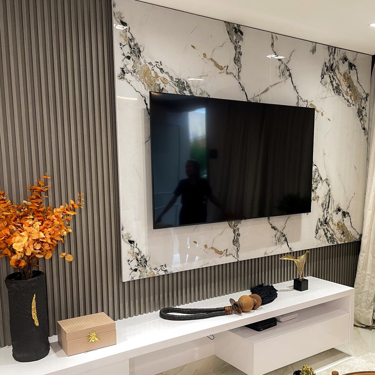 Painel Ripado Wpc Interno Wave Cor: Cinza Médio 2,90m x 14cm (0,406m²)