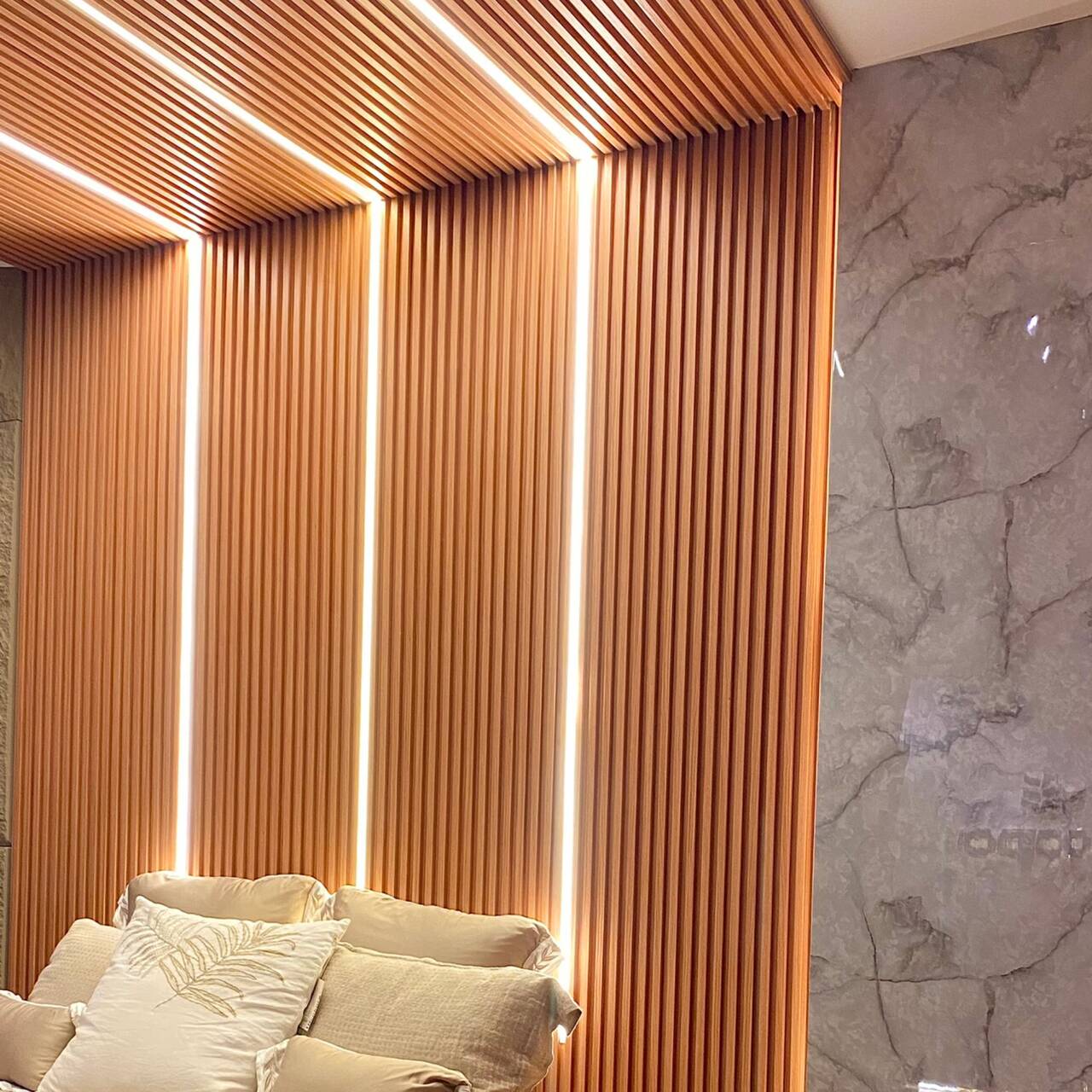 Painel Ripado Wpc Interno Wave Cor: Freijó 2,90m x 14cm (0,406m²)