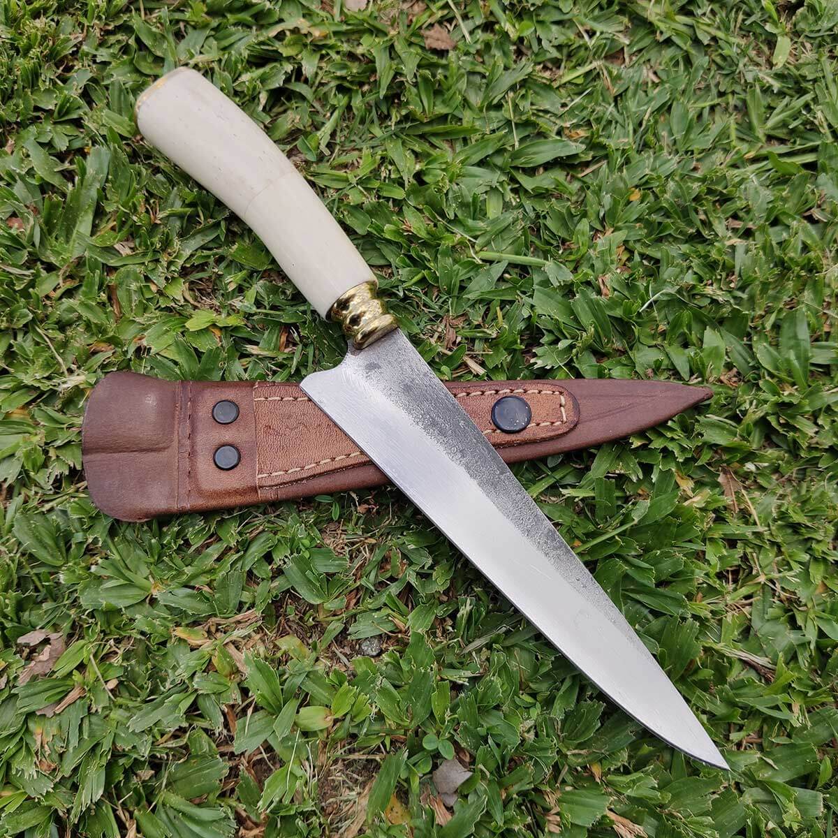 2 Facas Modelo Tesoura de Tosquia Artesanal 7' Gaúcha Churrasco Carbono 1070 Osso