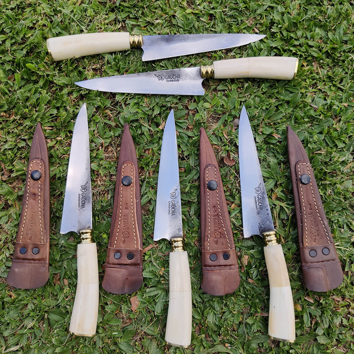 2 Facas Modelo Tesoura de Tosquia Artesanal 7' Gaúcha Churrasco Carbono 1070 Osso