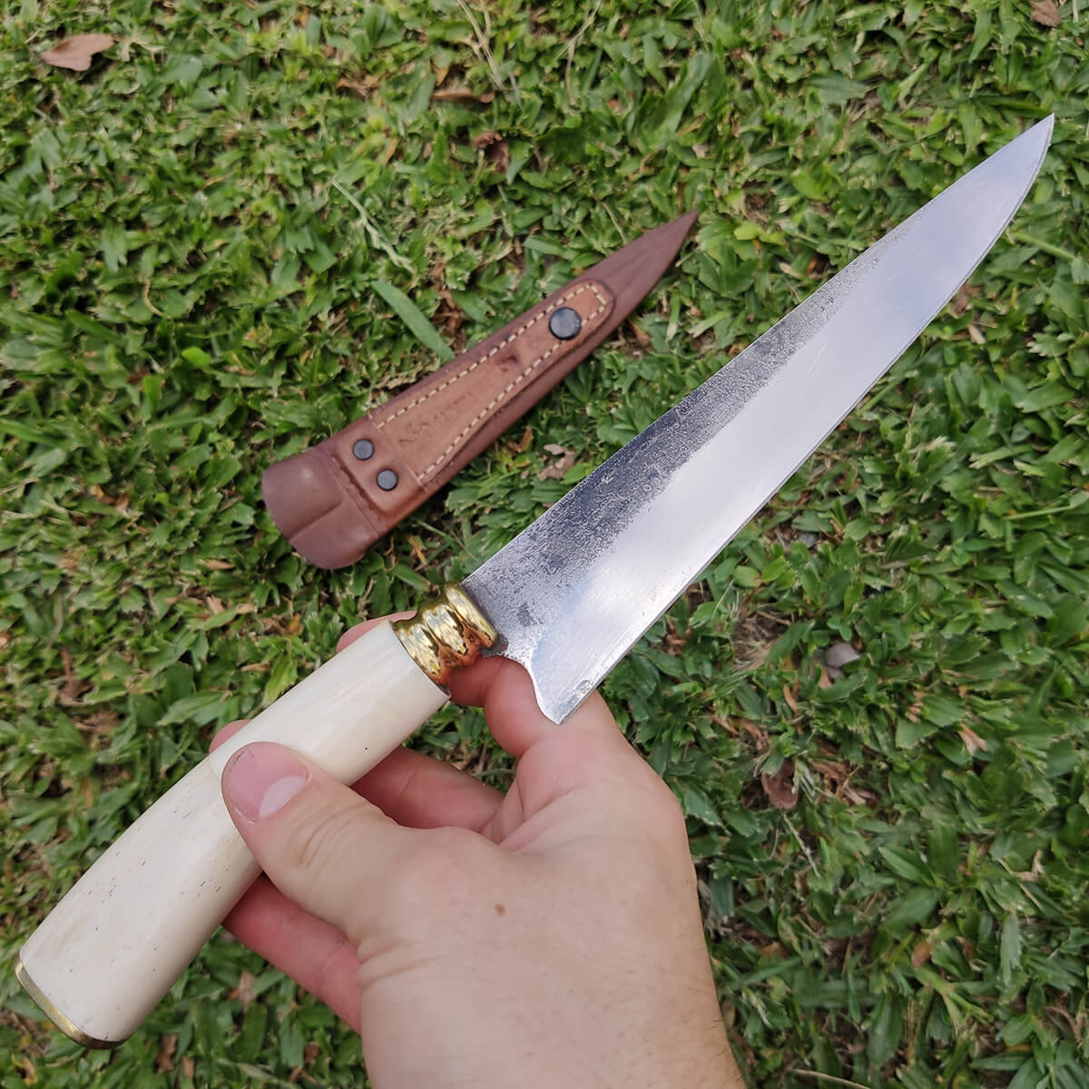 2 Facas Modelo Tesoura de Tosquia Artesanal 7' Gaúcha Churrasco Carbono 1070 Osso