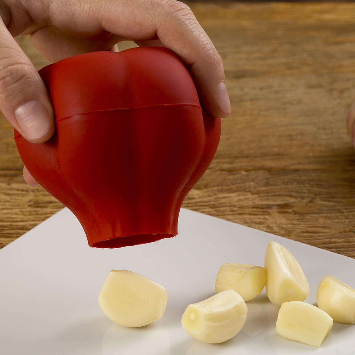 Descascador de Alho Remove Cascas Cabeça de Alho em Silicone Vermelho