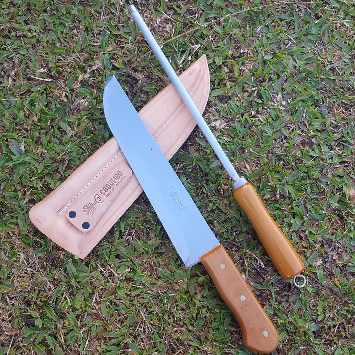 Faca Carneadeira Aço Carbono 10'' Com Chaira Bainha Couro