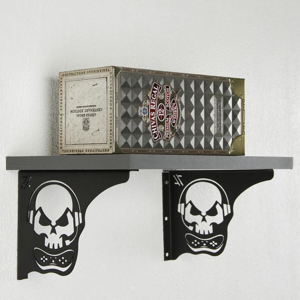 Mão Francesa Aço Preta 20cm Caveira Gamer Decorativa para Prateleira Zarg