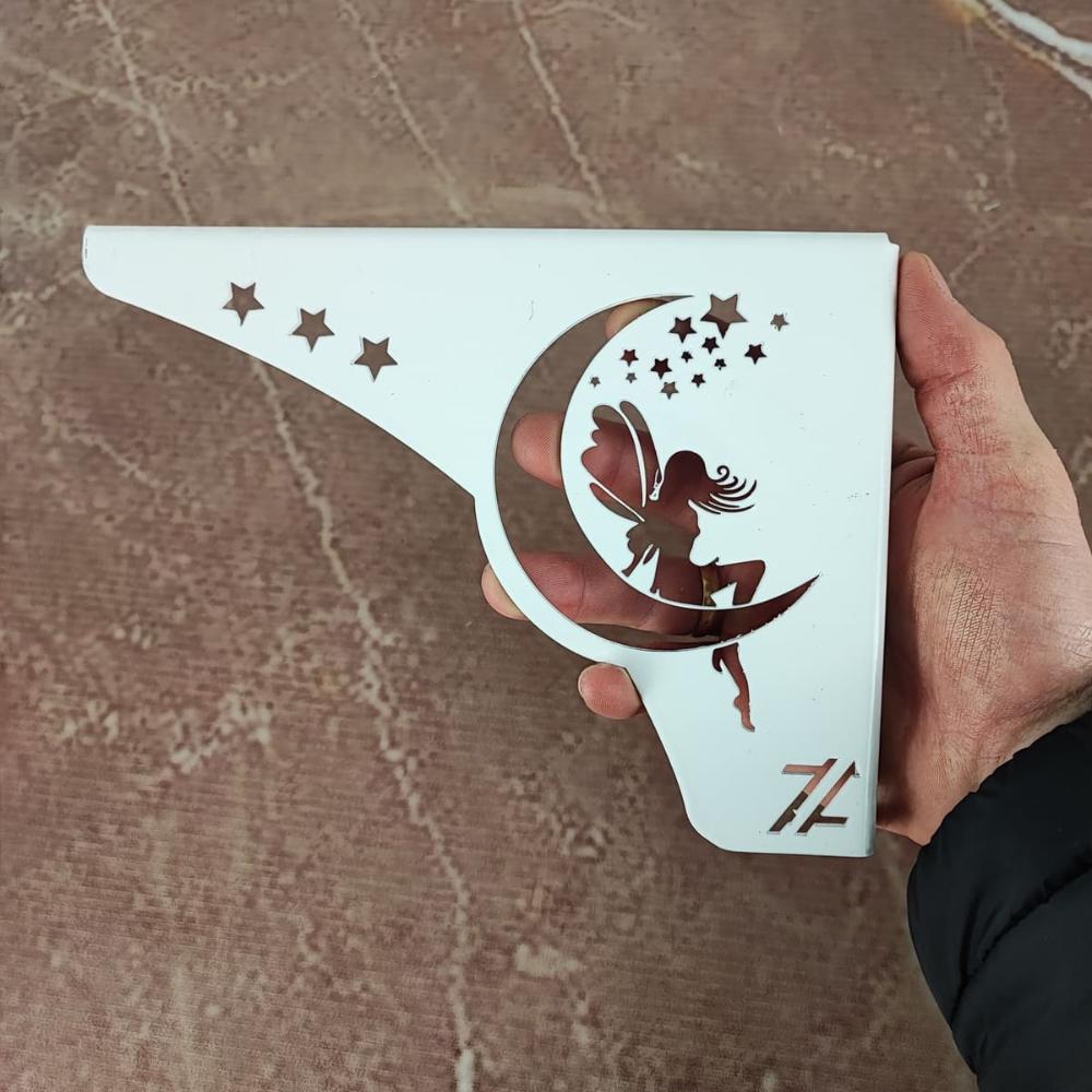 Mão Francesa Branca Ornamentada Fada 20cm para Prateleira Aç