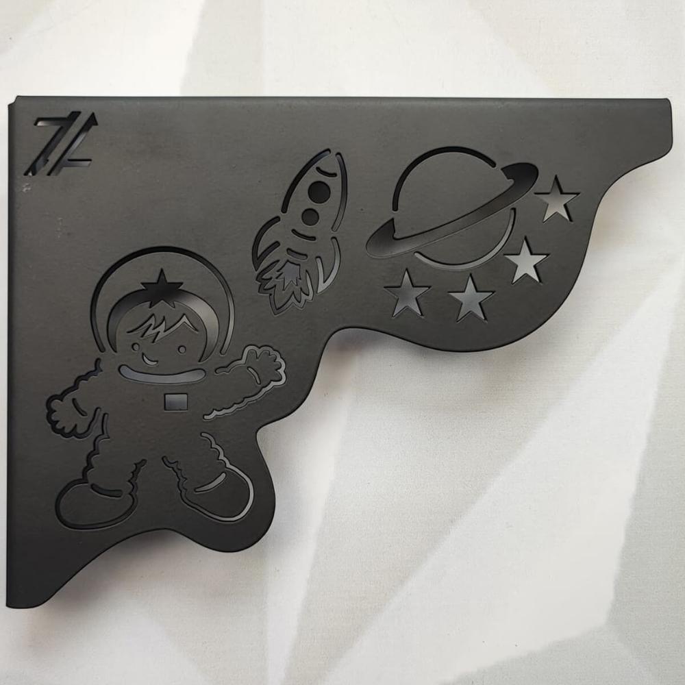 Mão Francesa Ornamentada 20cm Nave Espacial Astronauta Preto Aço Zarg