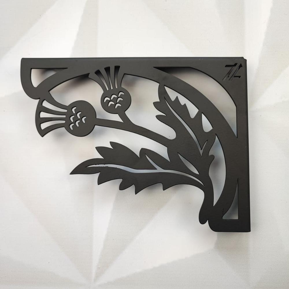 Mão Francesa Ornamentada Preta Aço 20cm Flor Brinco de Princ