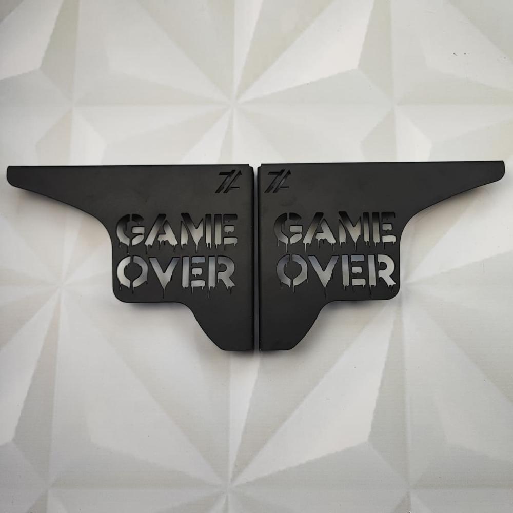 Mãos Francesas Pretas 20cm Game Over Decorativa em Aço para