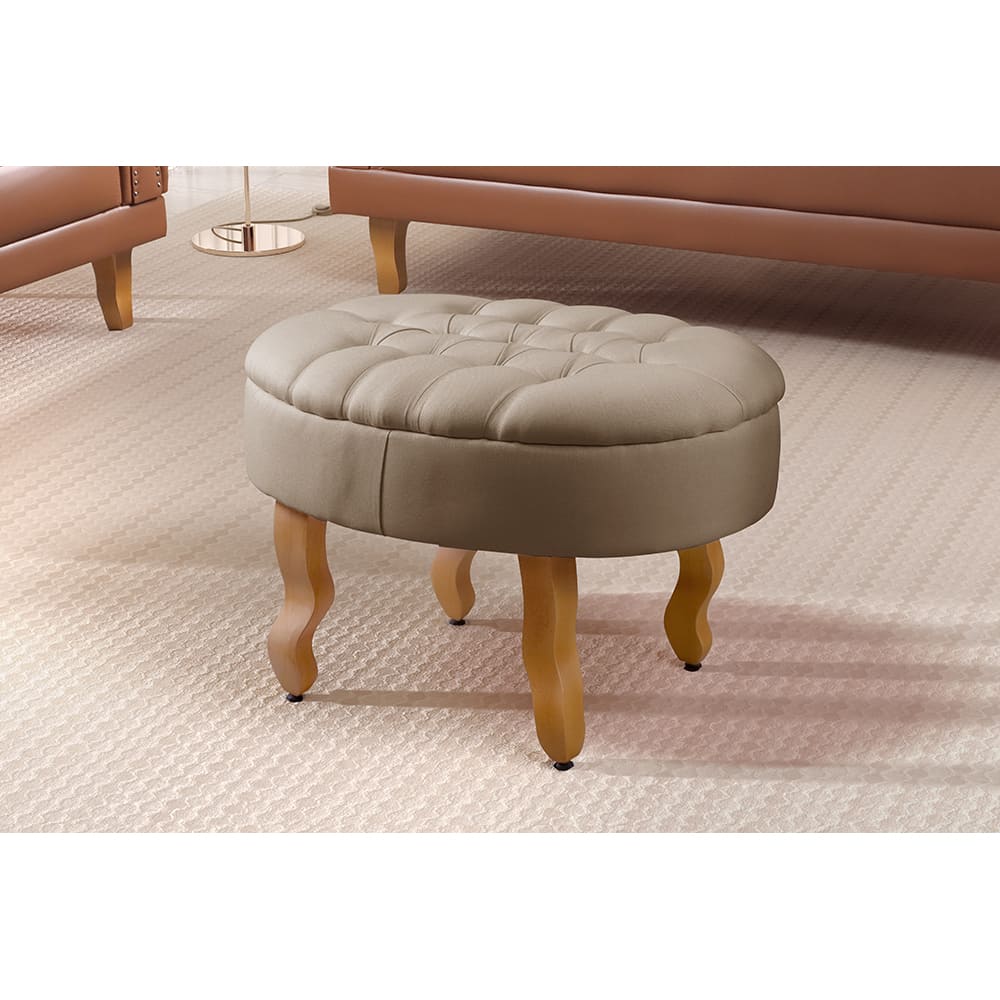 Puff Elizabeth Chesterfield