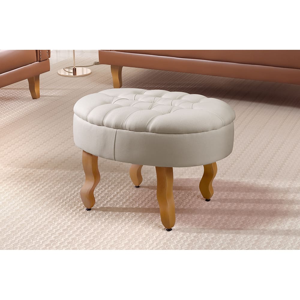 Puff Elizabeth Chesterfield