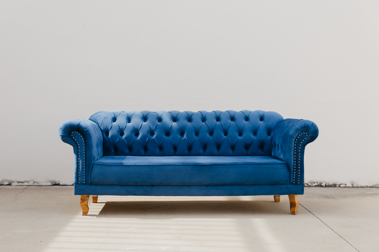 Sofá Chesterfield Clássico 3 Lugares -  Veludo Azul