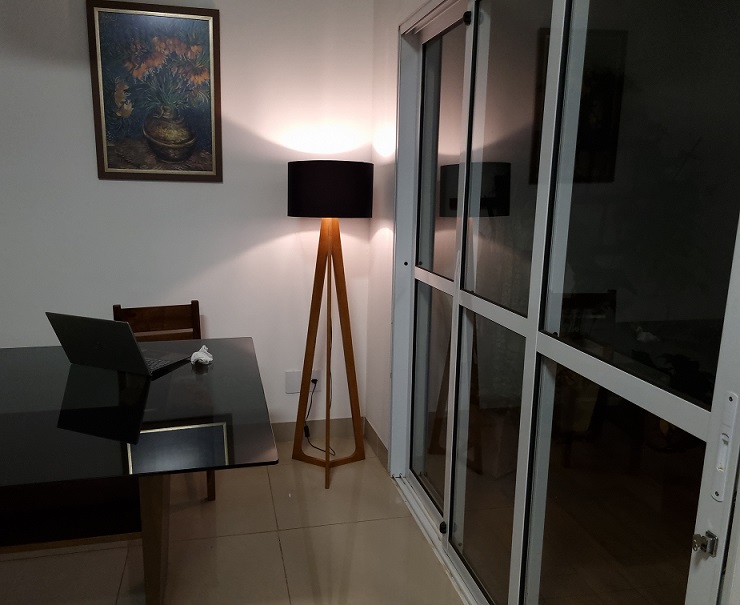 Luminária de Coluna, Chão, Piso Desmontável Floripa Cupula Preto
