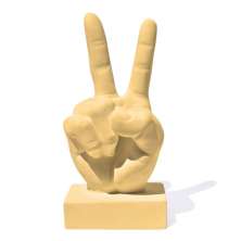 Estatua Decorativa Paz e Amor Artesanal 17cm Em Cimento - Amarelo