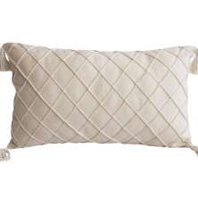 Capa De Almofada Retangular Drapeada -  Em Veludo Creme Com Pompons