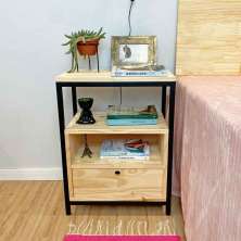 Mesa de Cabeceira Style de Ferro e Madeira com 1 Gaveta e 1 Prateleira Industrial Carvalho e Preto