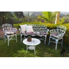 Conjunto Viena (01 Mesinha + 02 Poltronas + 01 Banco Namoradeira 3 Lugares) Alumínio Fundido Jardim Varanda Piscina Área Gourmet Área Externa Artesane Móveis