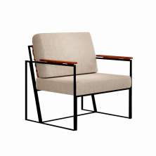 Poltrona Roma Linho Bege com Rattan e Base em Metal Preto