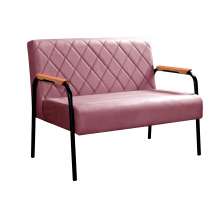 Sofá Namoradeira 2 Lugares Ludmilla Com Apoio De Braço Madeira/metal - Suede Rosa