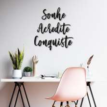 Frase de Parede Sonhe Acredite e Conquiste 60x54 Preto