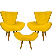 Kit 2 Poltronas Decorativas Para Sala Emilia + Puff Emilia Suede Amarelo Pé Castanho - Clique E Decore