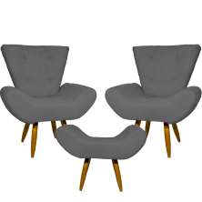 Kit 2 Poltronas Decorativas Para Sala Emilia + Puff Emilia Suede Cinza Pé Castanho - Clique E Decore