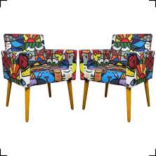 Kit 2 Poltronas Decorativas Reforçadas Nina Estampa Romero Brito Gatinho Pé Castanho - Clique E Decore
