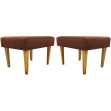 Kit 2 Puff Decorativos Charme Para Sala, Quarto, Recepção Suede Terracota Pé Castanho - Clique E Decore