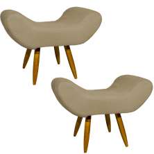Kit 2 Puff Para Sala, Quarto E Escritório Decorativo Emilia Suede Nude Pé Castanho - Clique E Decore