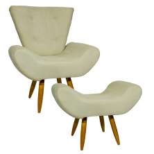 Kit Poltrona Decorativa Para Sala Emilia + Puff Emilia Suede Bege Pé Castanho - Clique E Decore