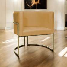 Poltrona Decorativa Luna Para Sala de Estar Escritório Recepção Suede Mostarda Base de Ferro Champagne
